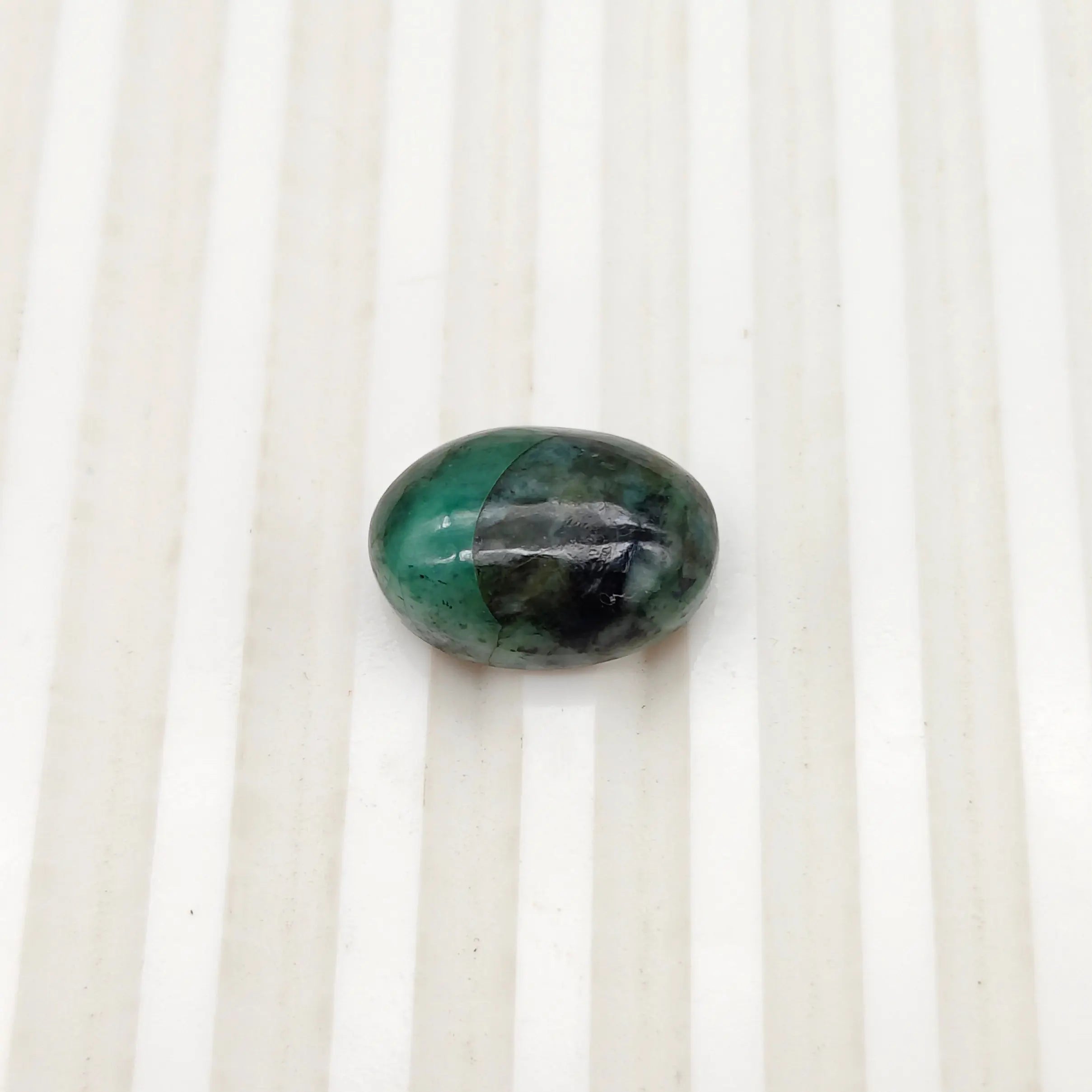 A+ Quality OVAL CABOCHON NATURAL EMERALD, GREEN COLORED, INDIAN GEMSTONE, WEIGHT 12.6 CTS
